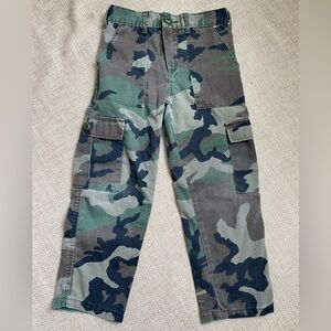 Vintage camo army camouflage kids pants size 8